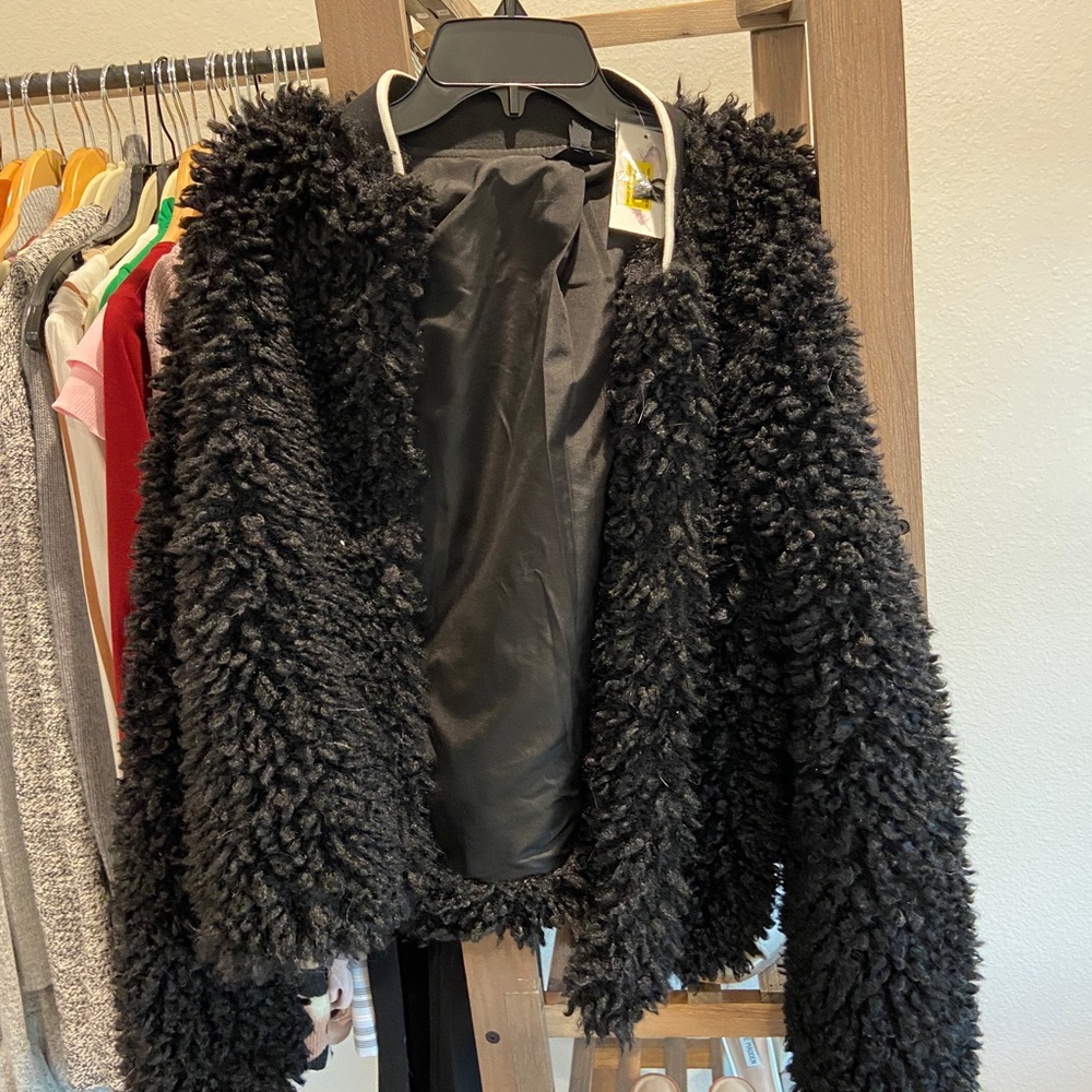 New with tags furry jacket